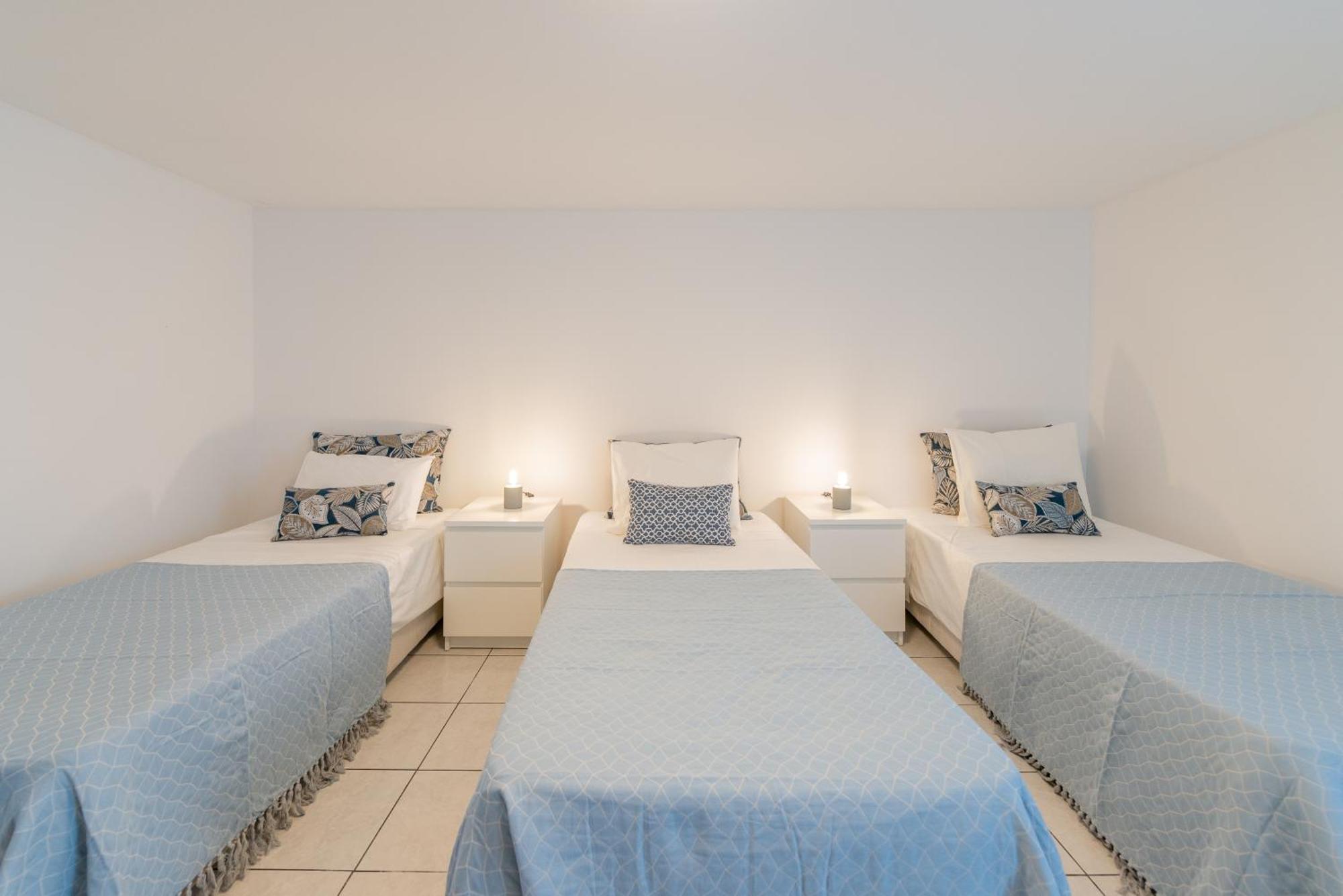 Prainha Apartments Sao Roque do Pico Room photo